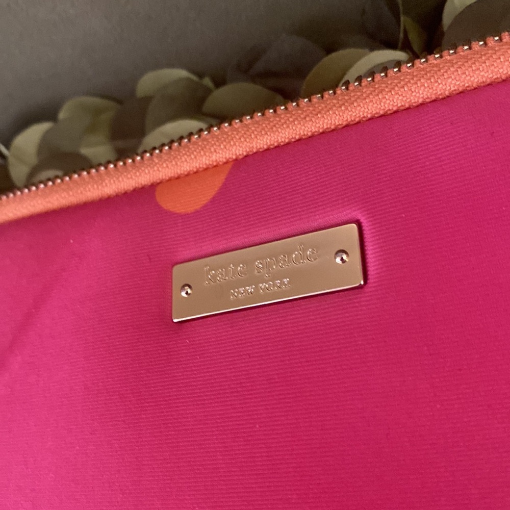 ๐ Kate Spade Laptop iPad Polka dot padded case Sleeve - super cute - Picture 3 of 8